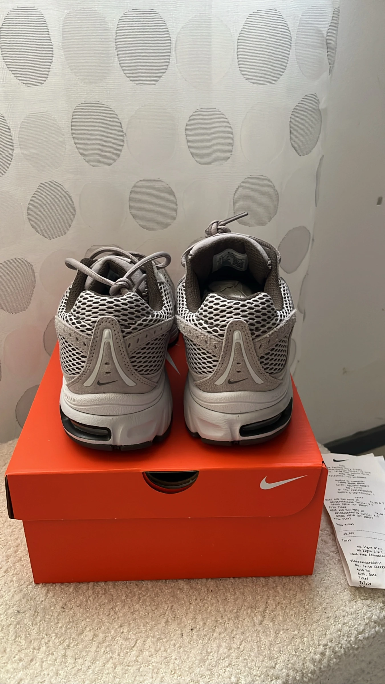 Paire De Baskets Nike Air Max Moto 2k Grise – photo 4